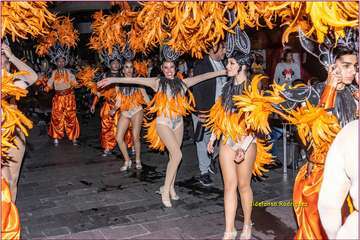 Pasacalle carnavalero, pregón a cargo del periodista Alberto Rodríguez y baile tradicional/TA e Ildefonso Rodríguez.